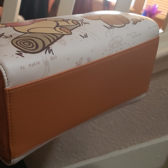 NWT Loungefly Winnie the Pooh Satchel - Picture 6 of 9